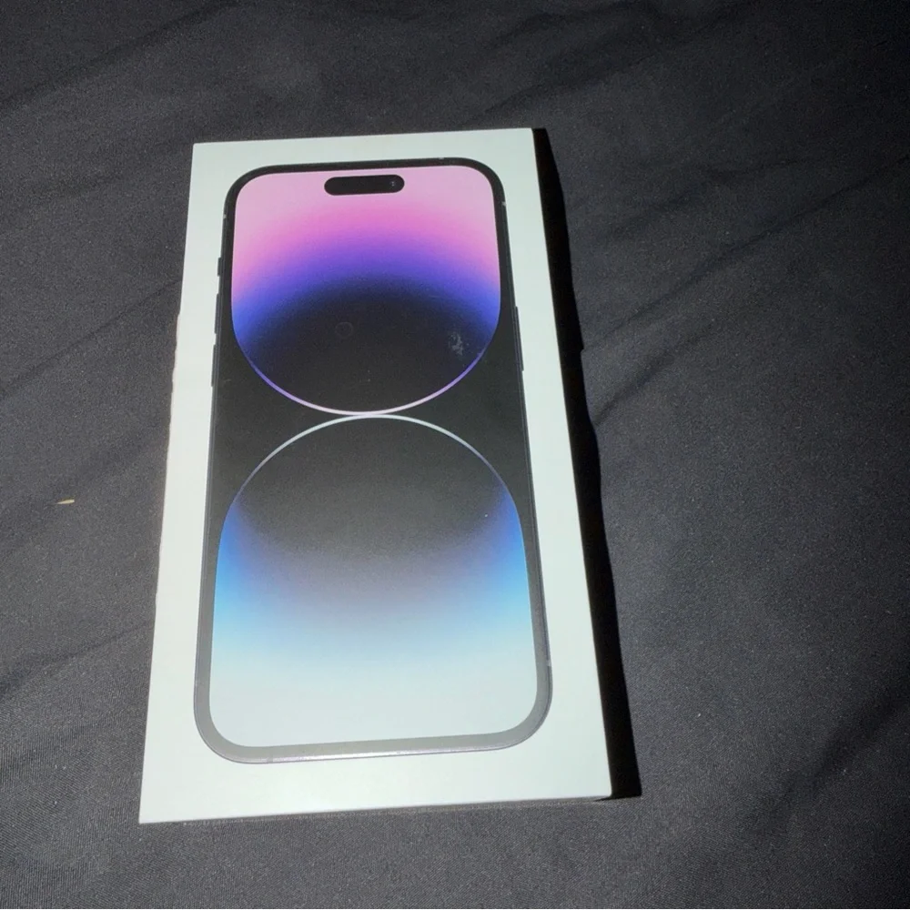 Apple 14 pro 1TB in deep purple